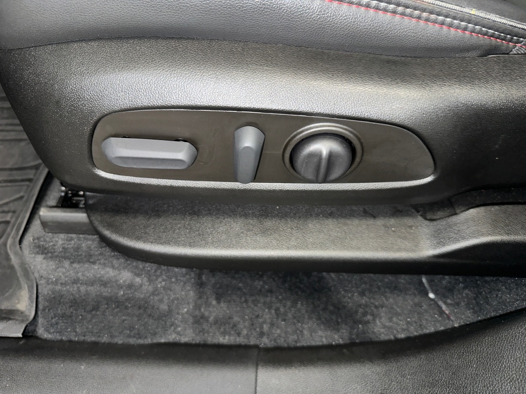 2023 Chevrolet Traverse RS photo 3