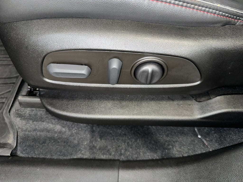 2023 Chevrolet Traverse RS photo 3