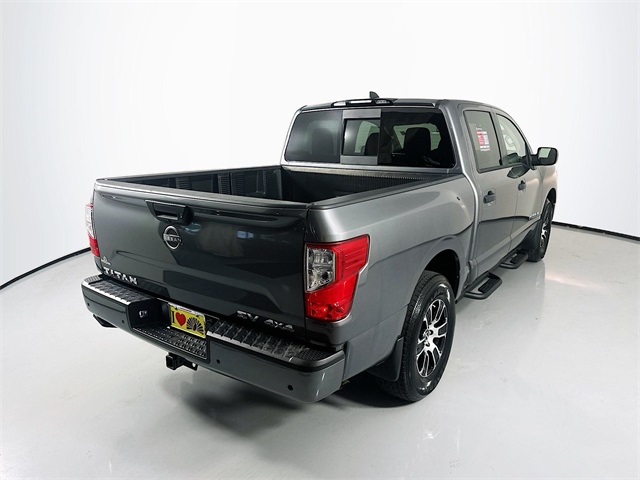 2024 Nissan Titan SV photo 8