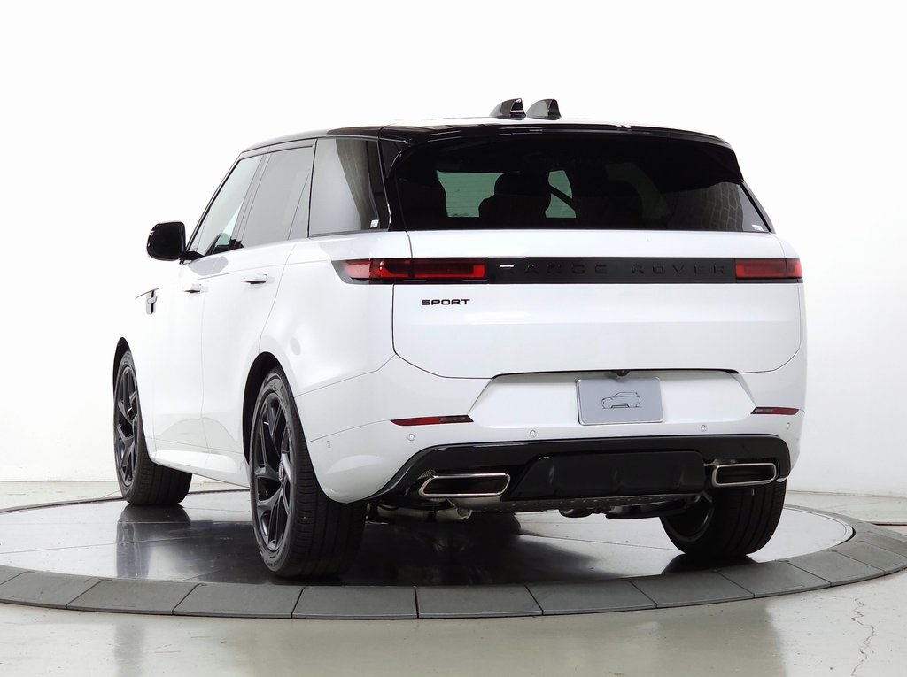 2025 Land Rover Range Rover Sport SE photo 3