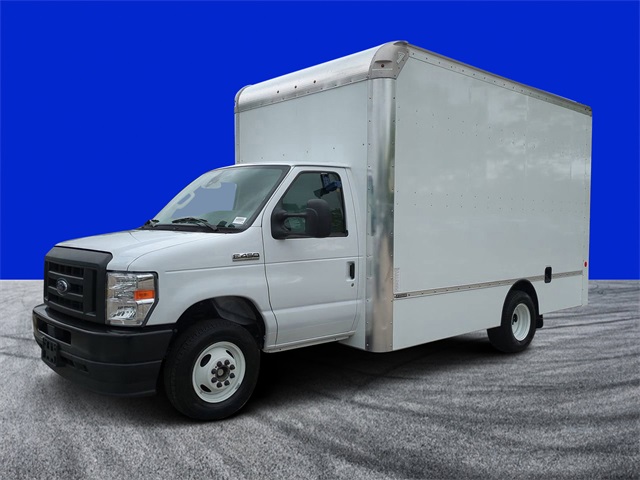 2024 Ford E-450 photo 7