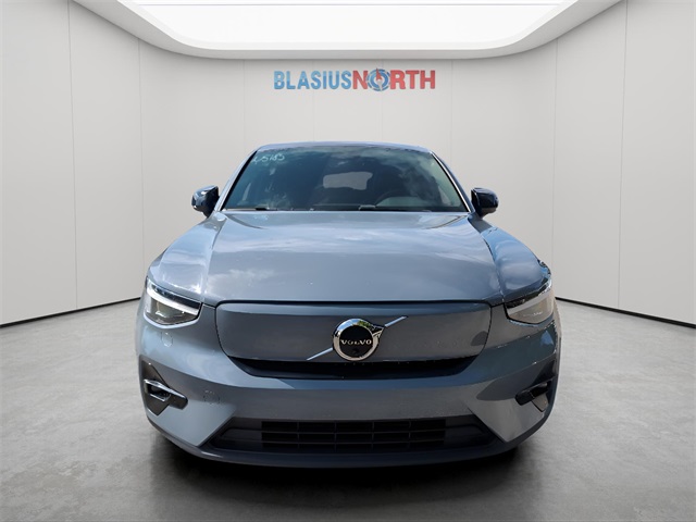 2023 Volvo C40 Recharge Ultimate photo 2