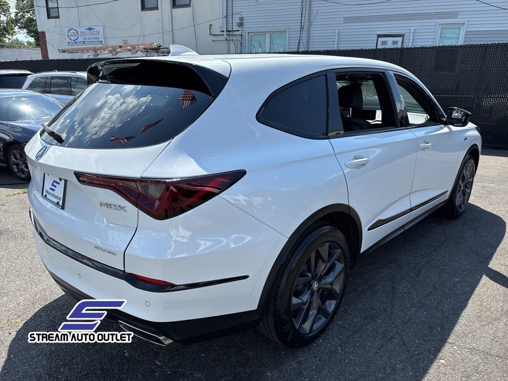2023 Acura MDX A-Spec SH-AWD photo 7