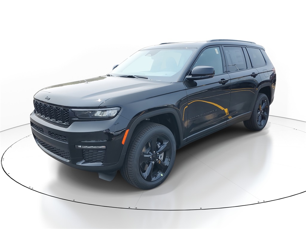 2025 Jeep Grand Cherokee Limited photo 2