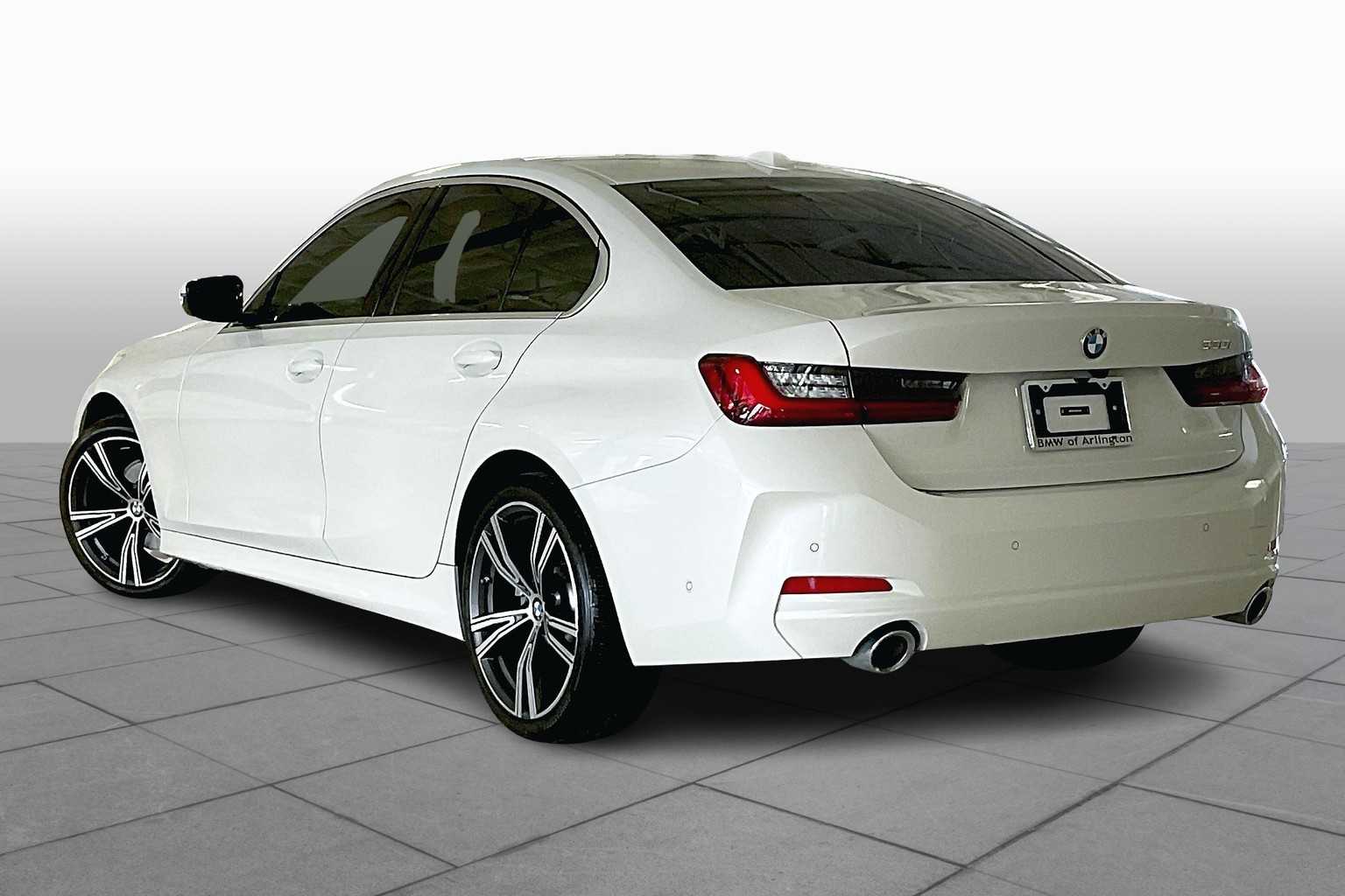 2024 Bmw 330i Sedan photo 11
