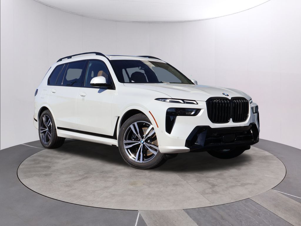 2026 BMW X7 40i's photo
