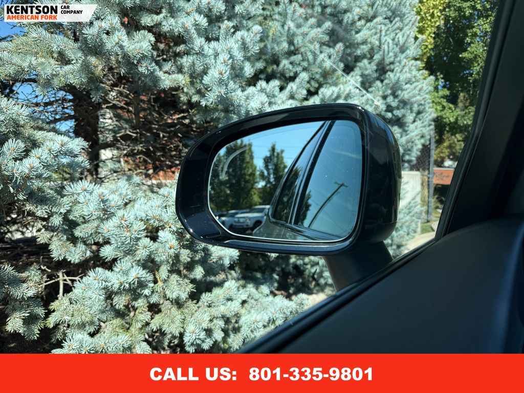 2024 Volvo XC60 Core photo 20