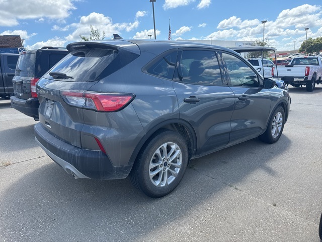 2022 Ford Escape S photo 4