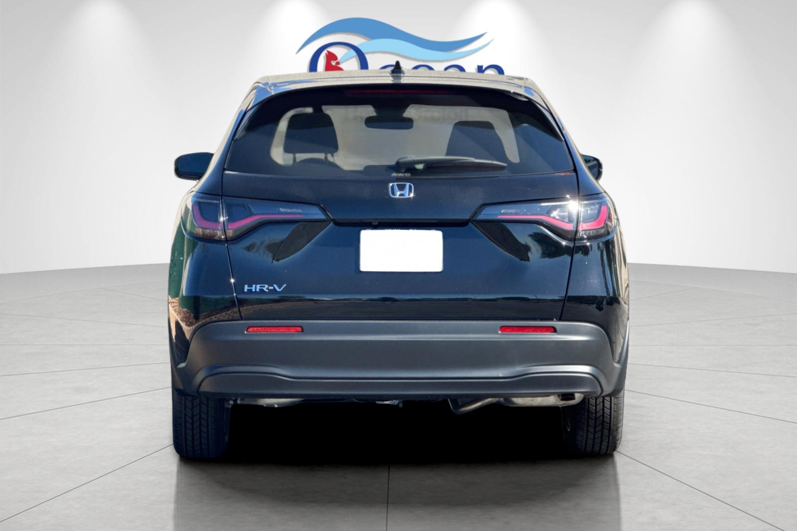 2026 Honda HR-V LX photo 3