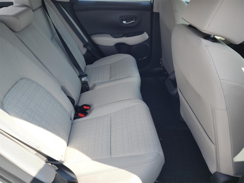 2026 Honda HR-V LX photo 17