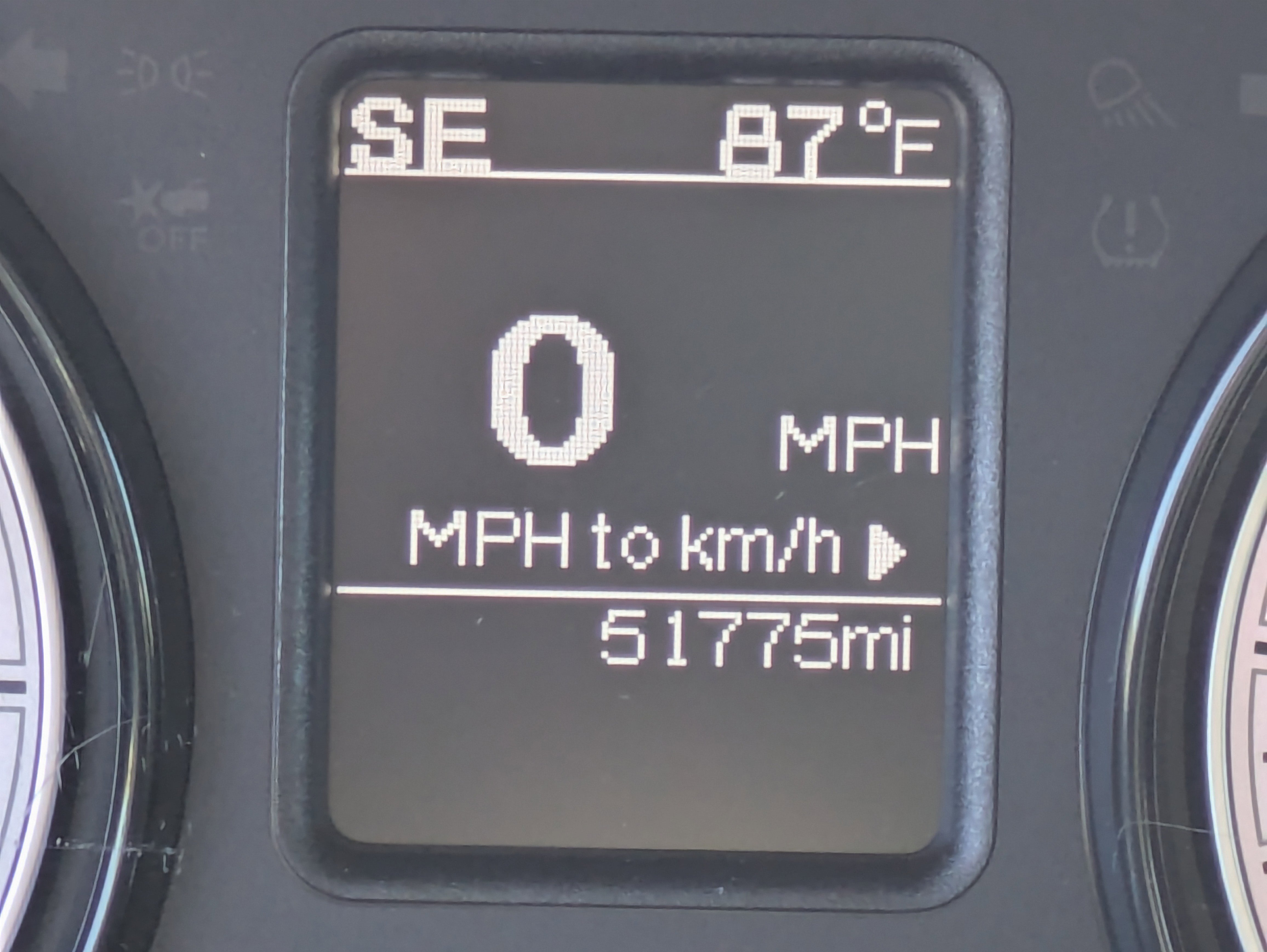 2024 Ram 1500 Classic SLT photo 3