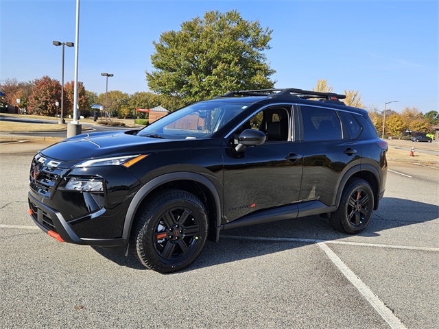 2026 Nissan Rogue SV photo 2