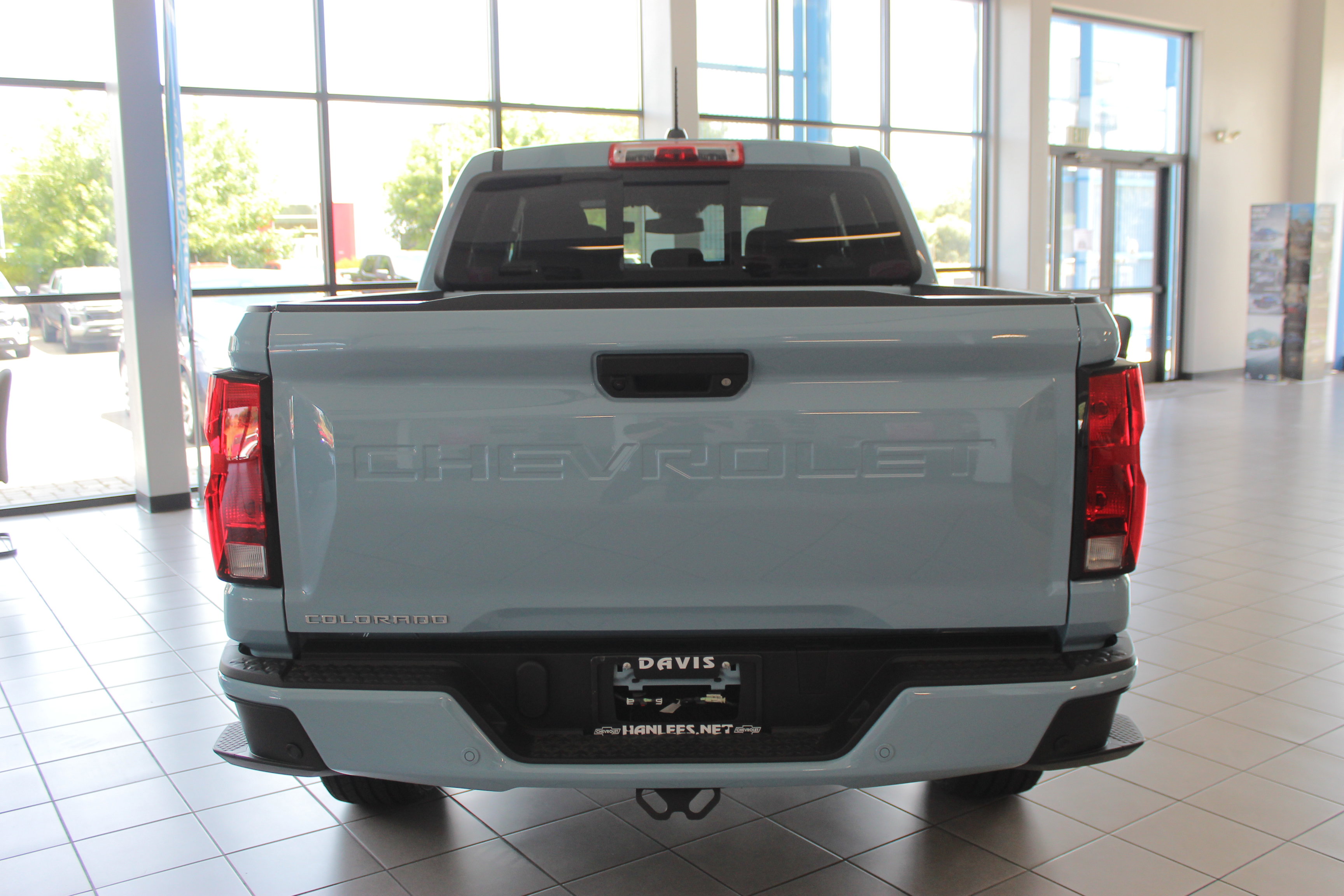 2025 Chevrolet Colorado Work Truck LT photo 7