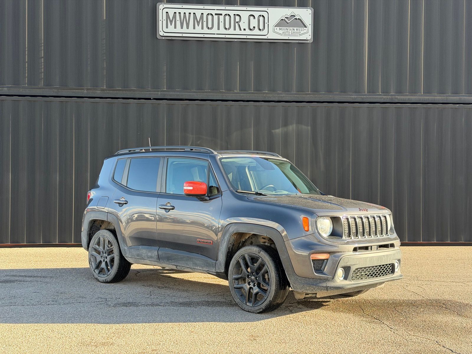 2020 Jeep Renegade Orange Edition's photo