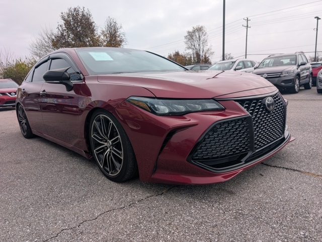 2020 Toyota Avalon XSE's photo