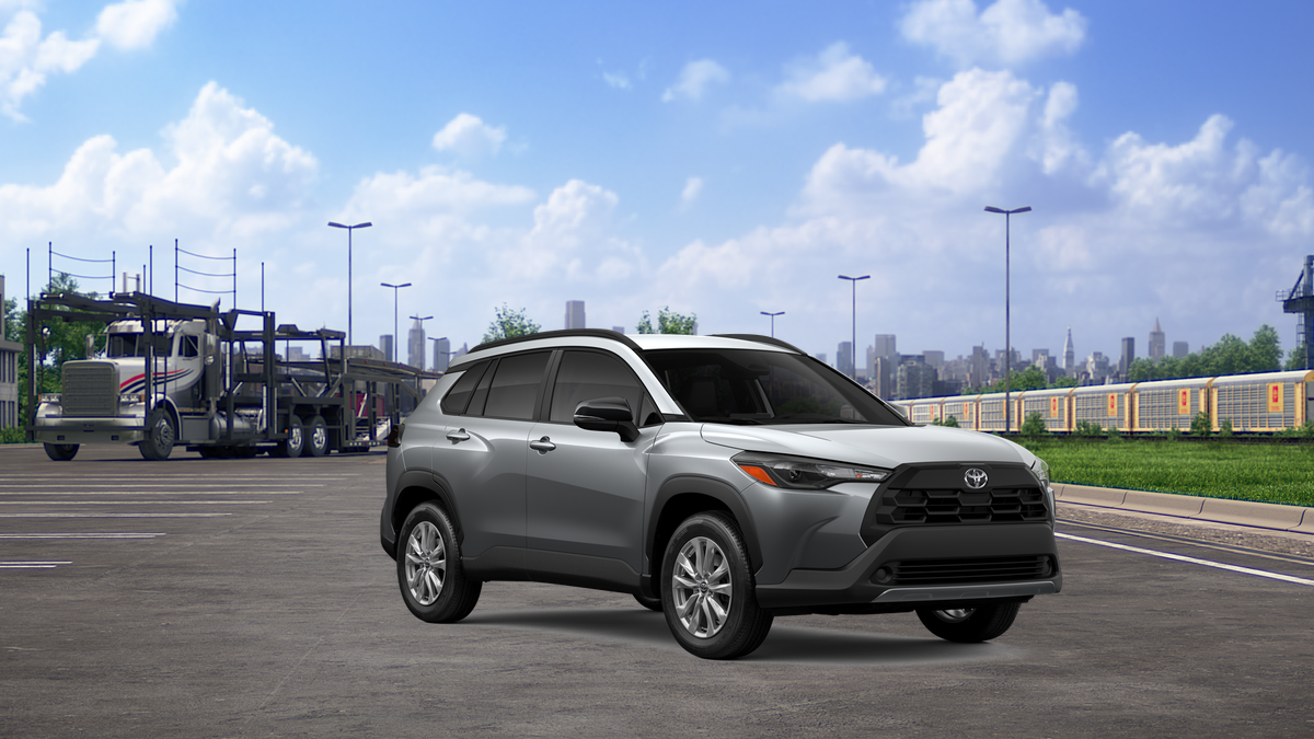 2026 Toyota Corolla Cross LE photo 8