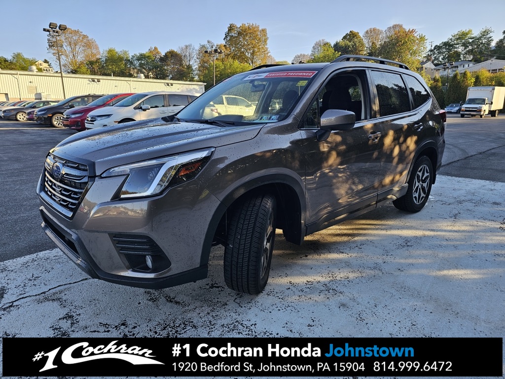 2023 Subaru Forester Premium photo 3