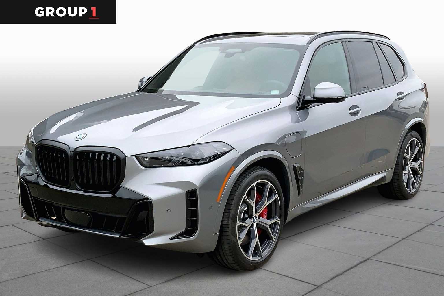 2026 BMW X5 50e's photo