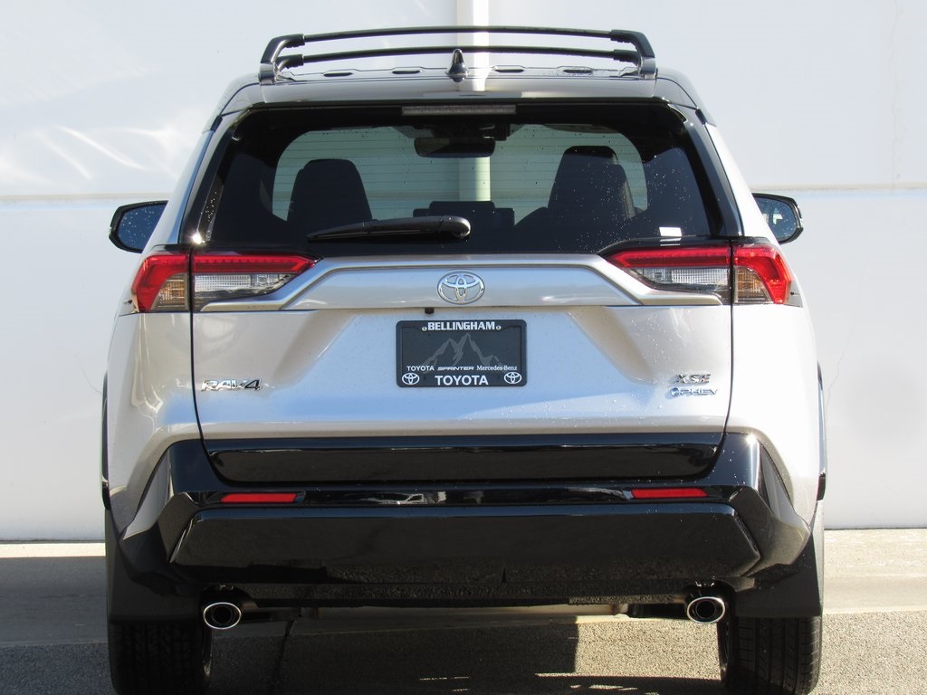 2025 Toyota RAV4 Hybrid XSE photo 7