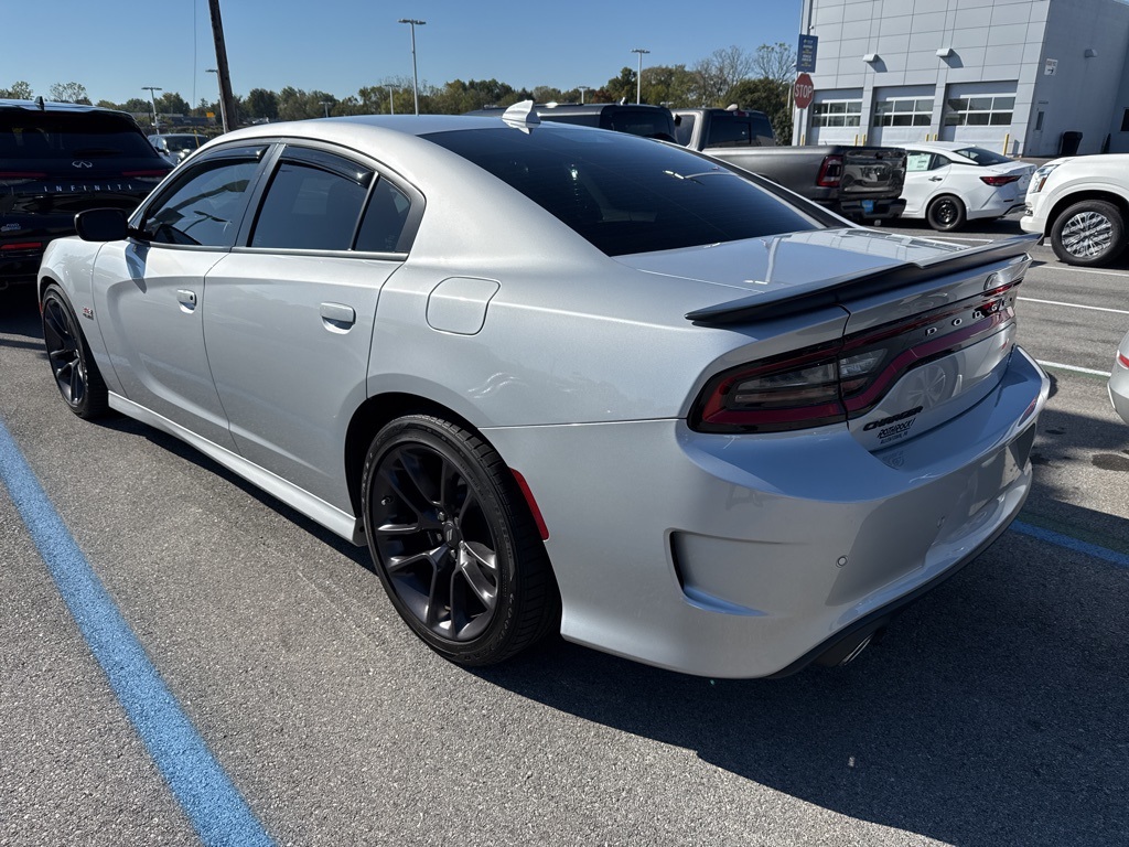 2022 Dodge Charger R/T Scat Pack photo 4