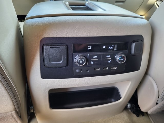 2017 Gmc Yukon XL Denali photo 18