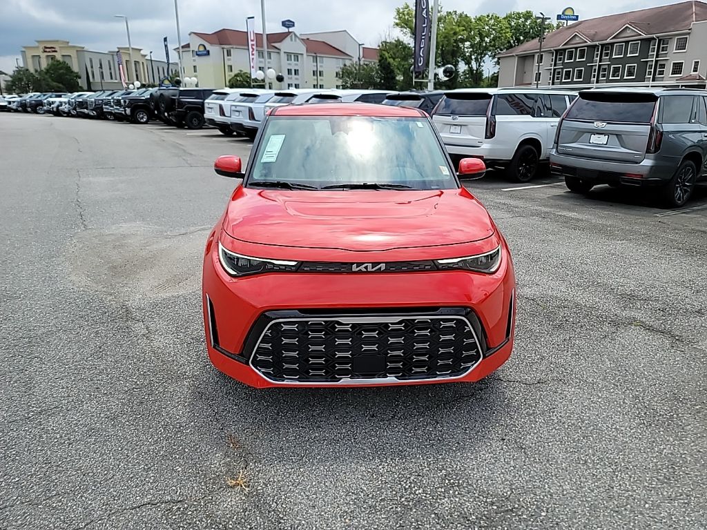 2025 Kia Soul GT-Line photo 2