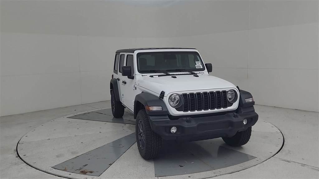 2025 Jeep Wrangler Sport S photo 4