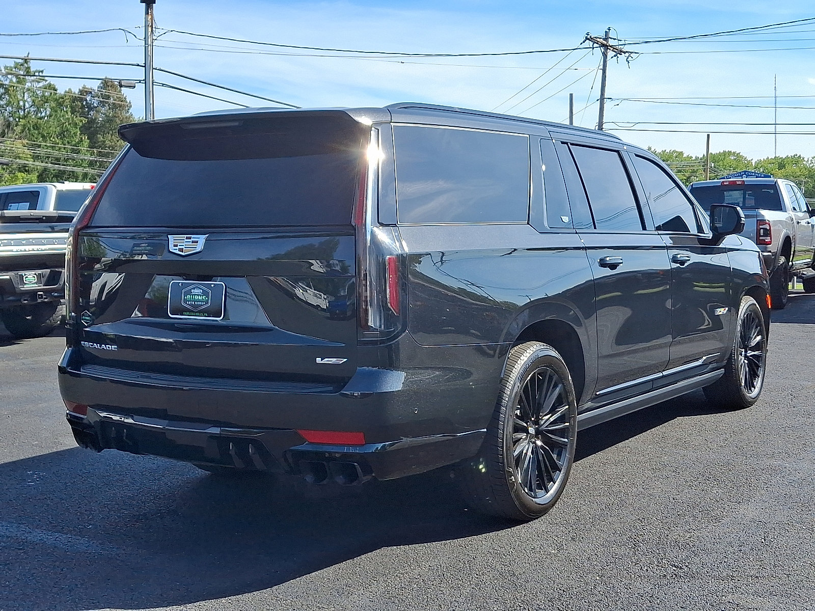 2024 Cadillac Escalade ESV V-Series photo 7