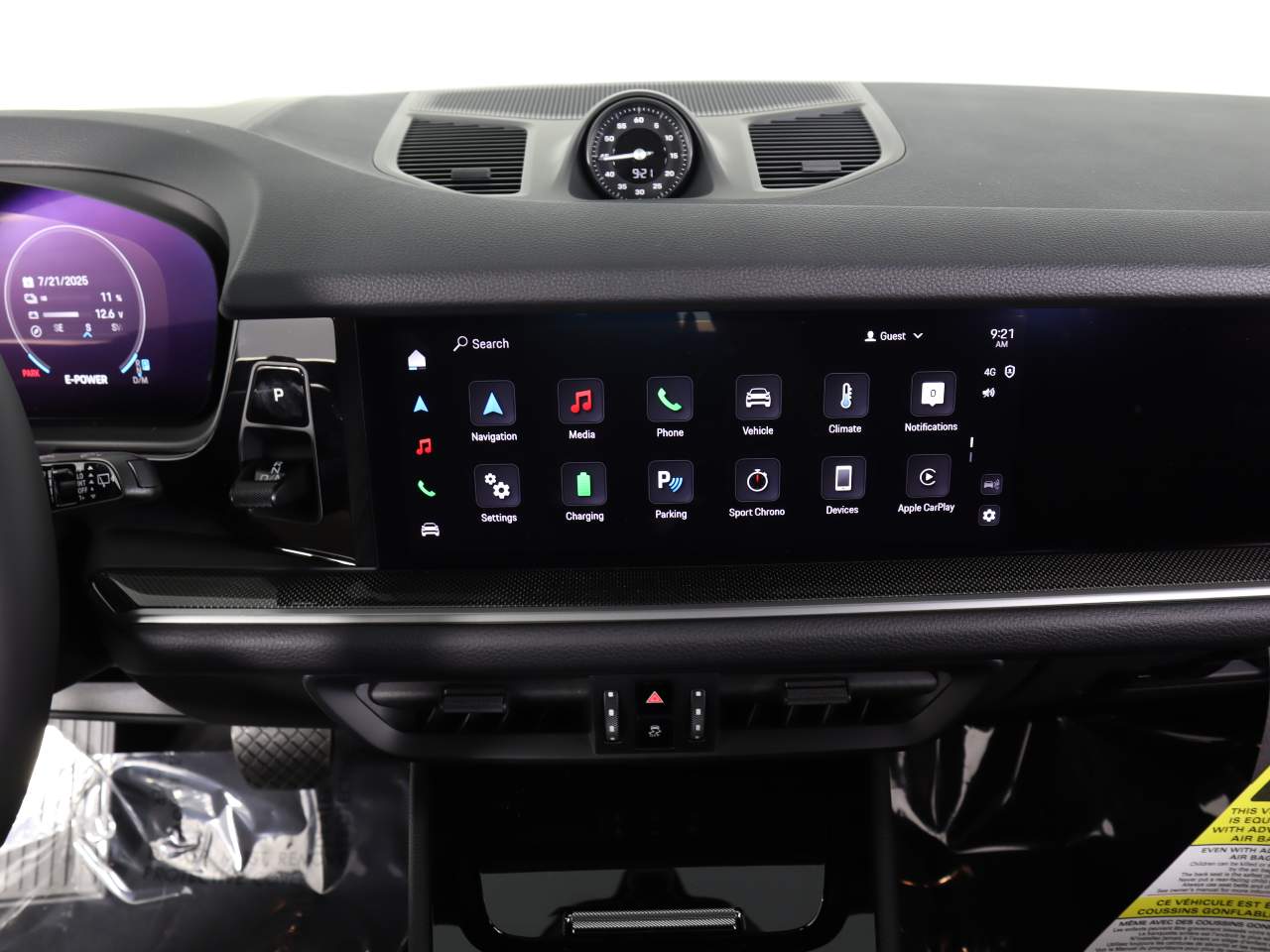2025 Porsche Cayenne E-Hybrid photo 16