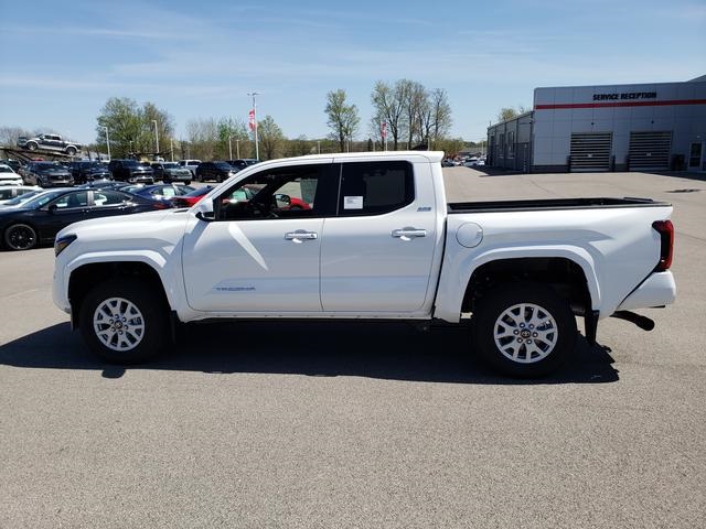 2025 Toyota Tacoma SR5 4x4 Double Cab photo 8