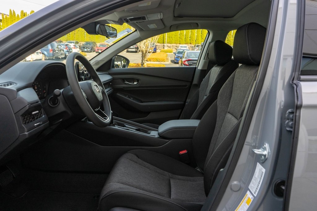 2025 Honda Accord SE photo 20