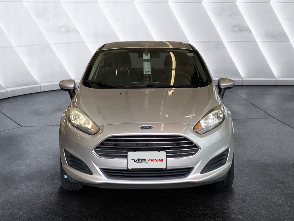 2017 Ford Fiesta SE photo 2