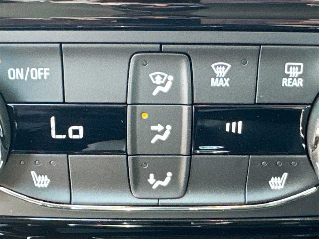 2025 Chevrolet Trax ACTIV photo 15
