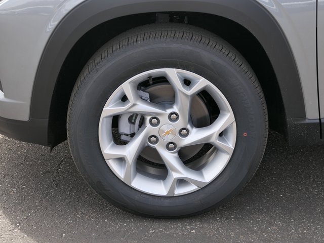 2026 Chevrolet Trax LS photo 9