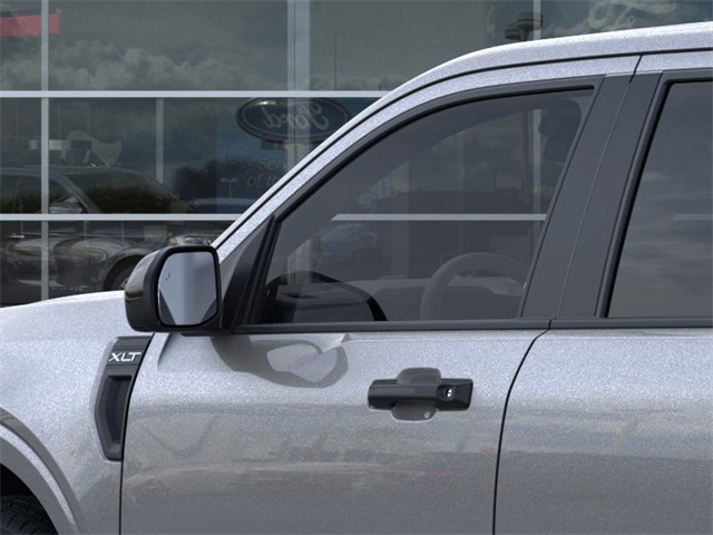 2025 Ford Maverick XLT photo 17