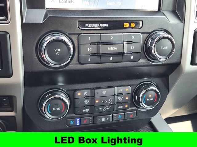 2020 Ford F-450 Lariat photo 17
