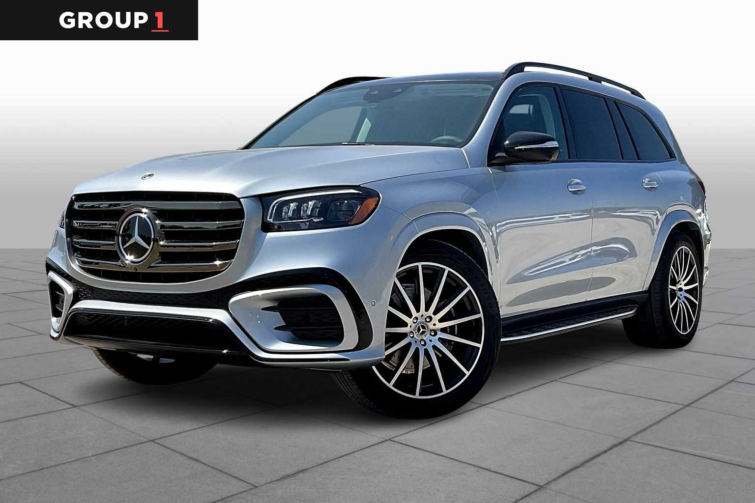 2026 Mercedes-Benz GLS Base's photo