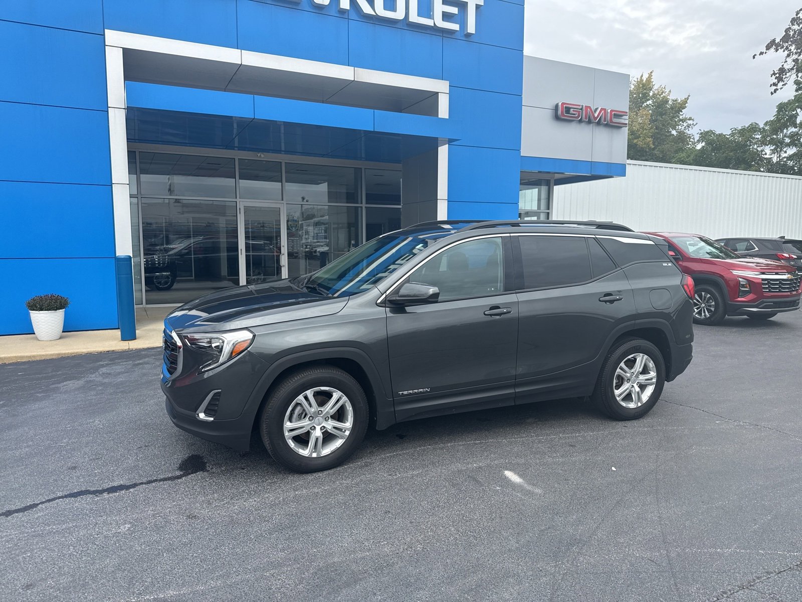 2020 Gmc Terrain SLE photo 3