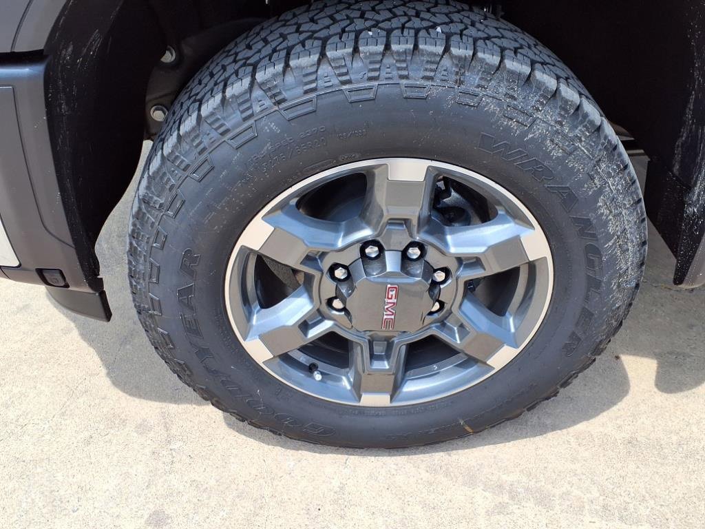 New 2025 Volcanic Red Tintcoat GMC SLT image 9