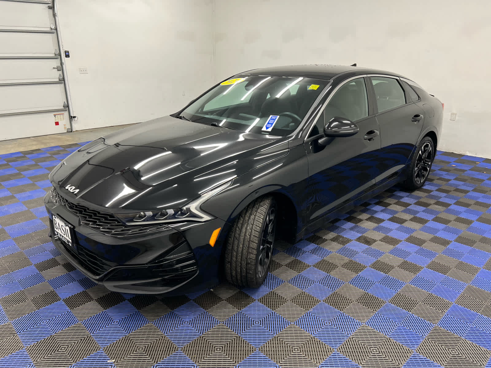 2024 Kia K5 GT-Line photo 9