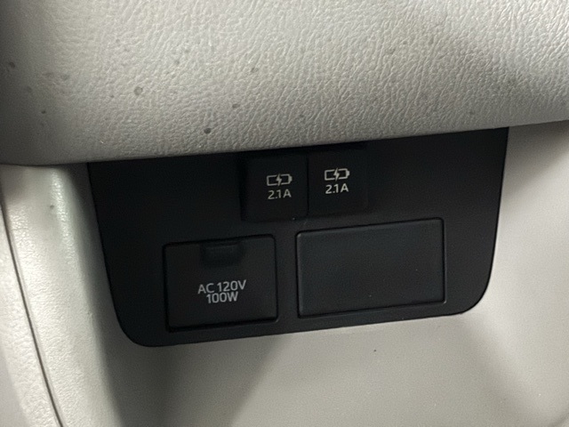 2018 Toyota Highlander Limited photo 12