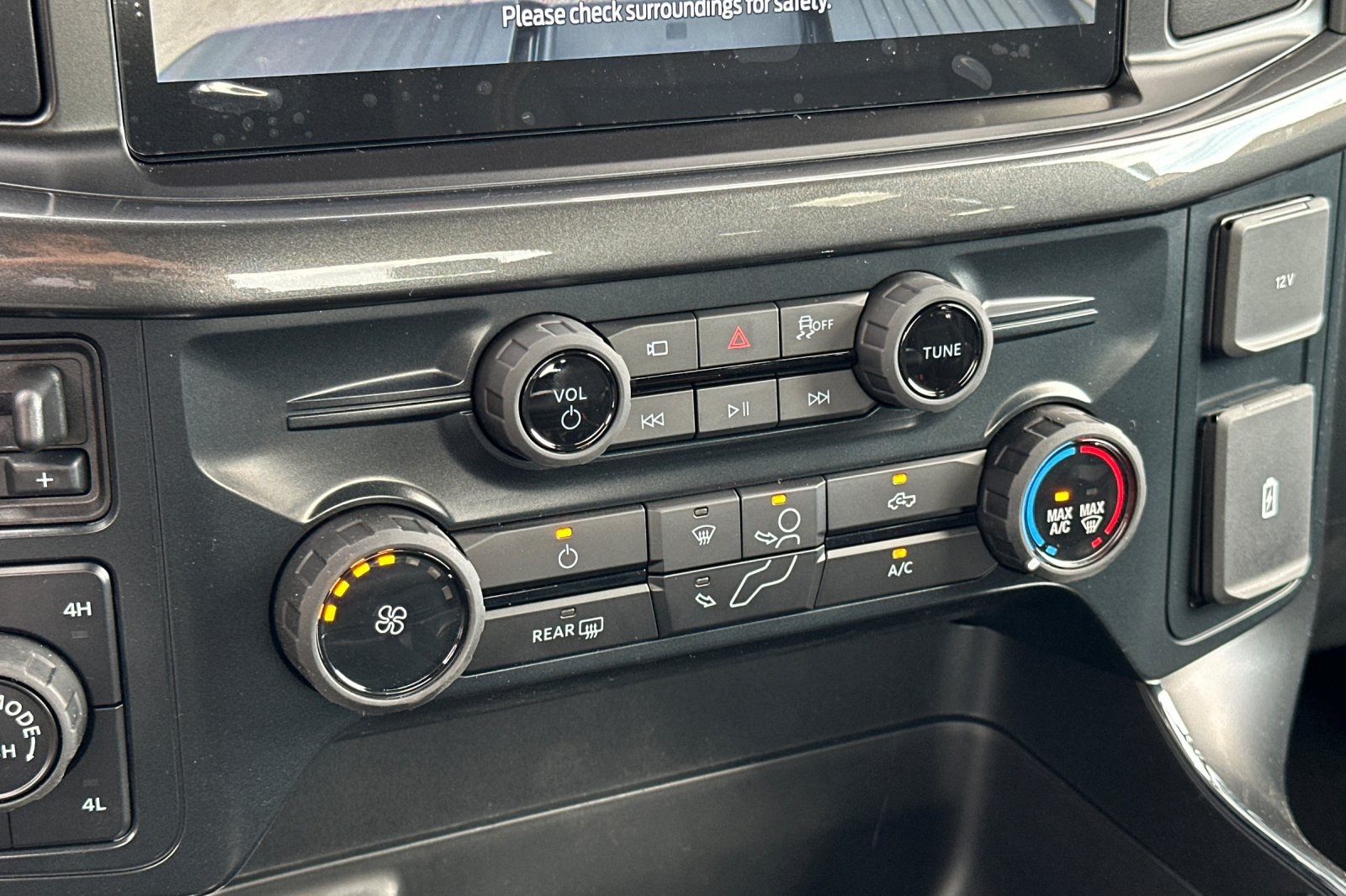 2025 Ford F-150 STX photo 19
