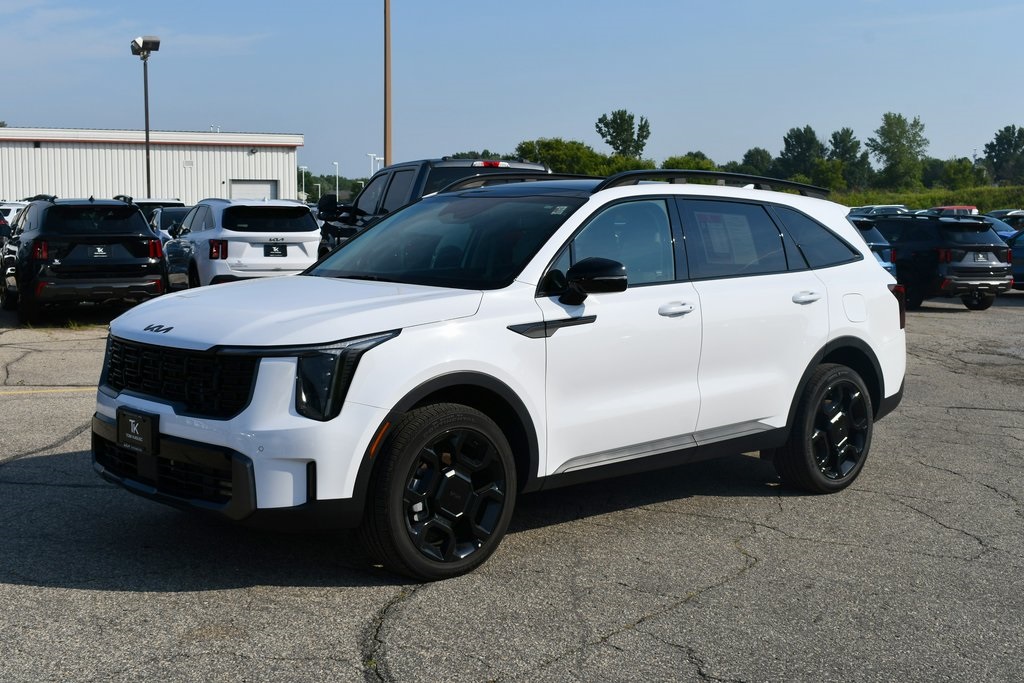 Certified 2025 Kia Sorento X-Line EX with VIN 5XYRHDJF0SG326906 for sale in Rochester, Minnesota