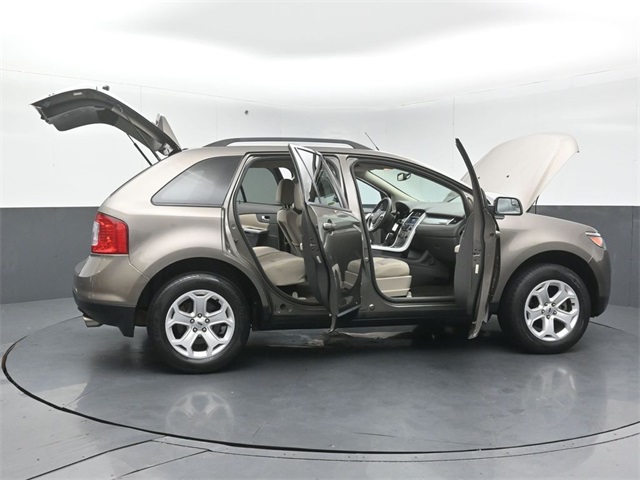 2014 Ford Edge SEL photo 49