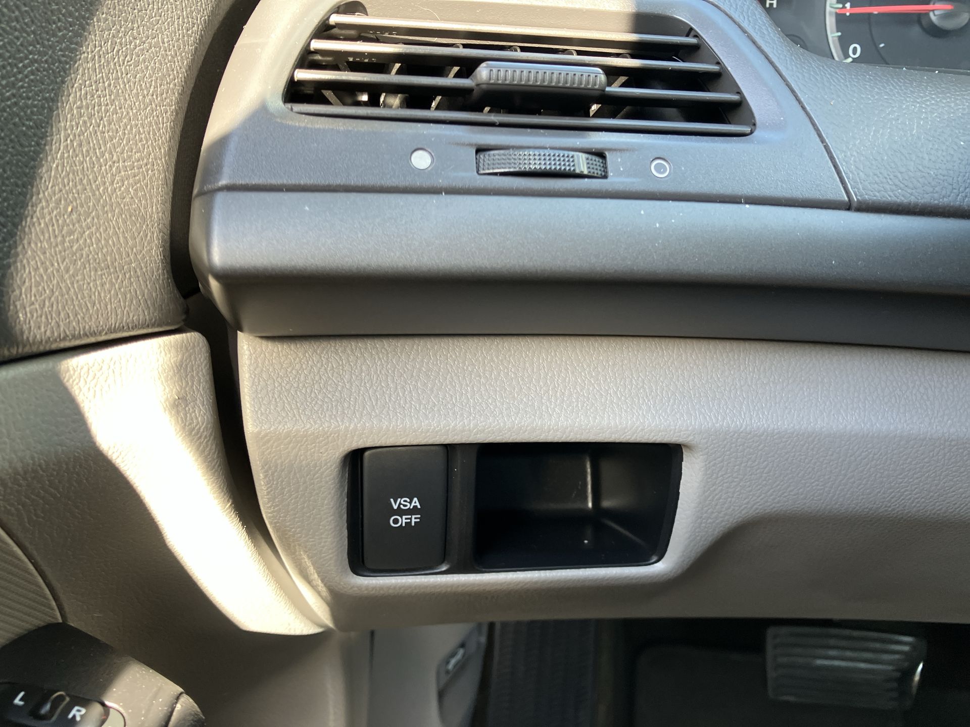 2010 Honda Accord LX photo 7