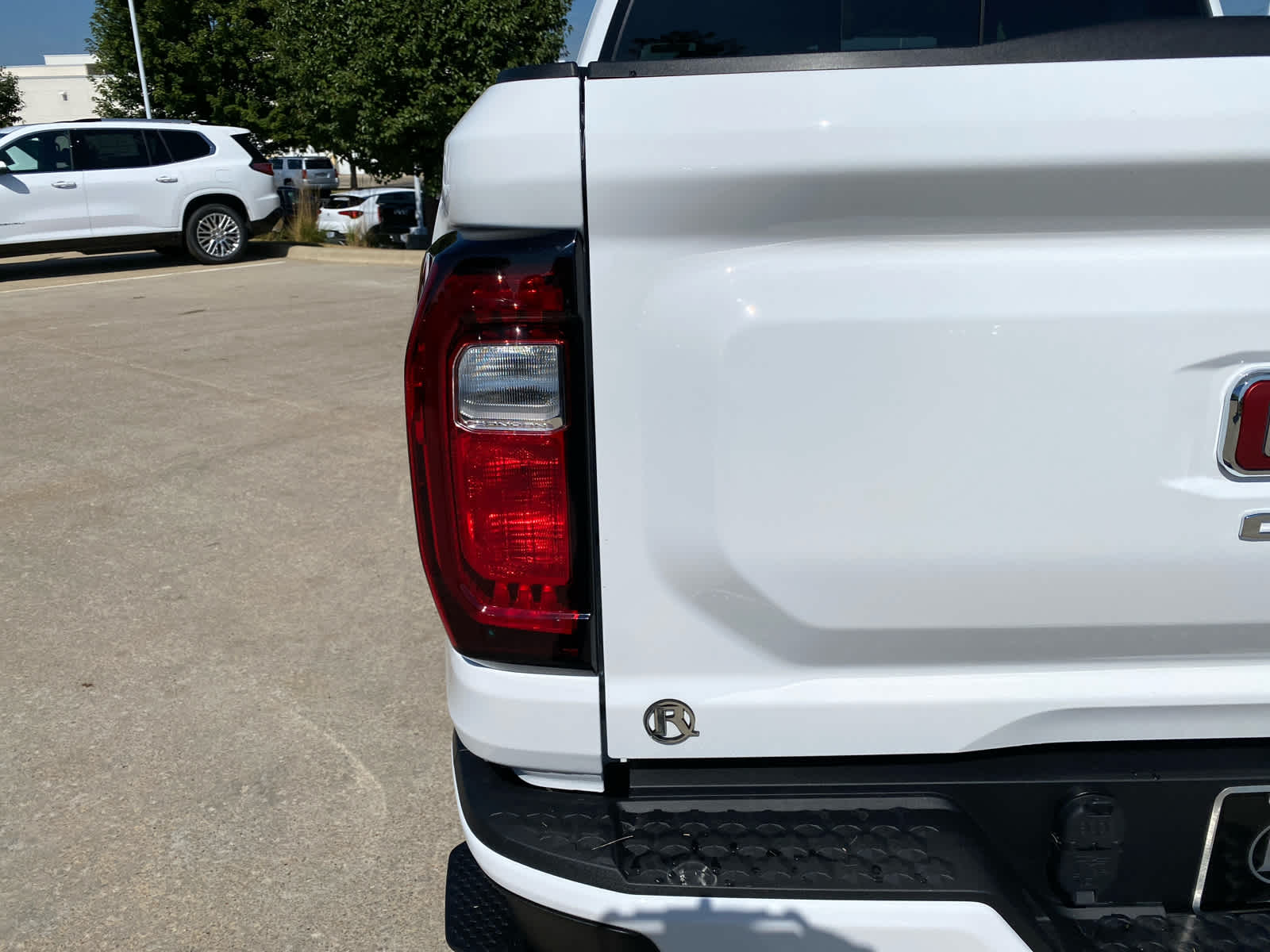 2026 Gmc Canyon Elevation photo 39