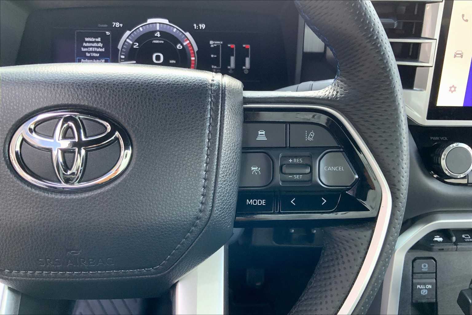 2025 Toyota Tundra Platinum CrewMax photo 23