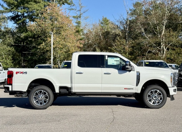 2026 Ford F-350 photo 3