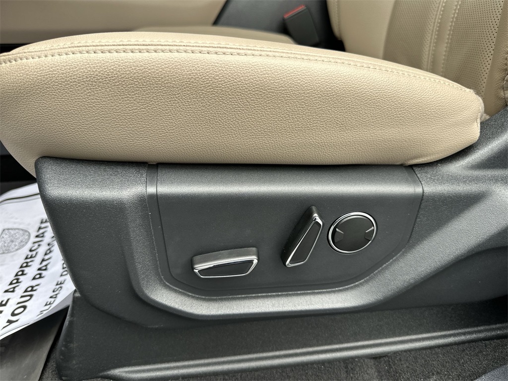 2024 Ford Expedition MAX Limited photo 12