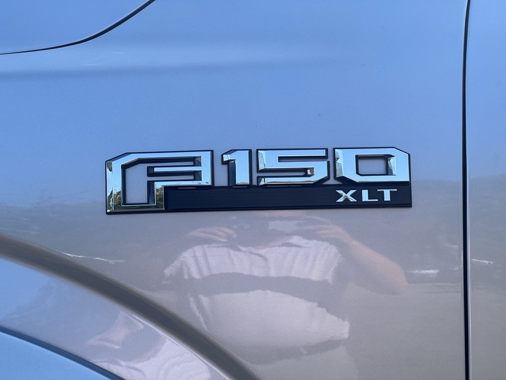 2020 Ford F-150 XLT photo 10